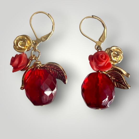 Jewelry - Vintage Red Faceted Glass Rose Dangle Earrings Gold Tone Floral Leverback